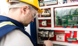 electrician_licence_in_california_types_steps_for_32501070_featured